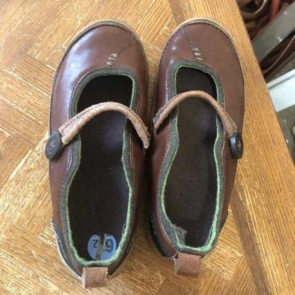 Merrell Shoes - Picture 3 of 6